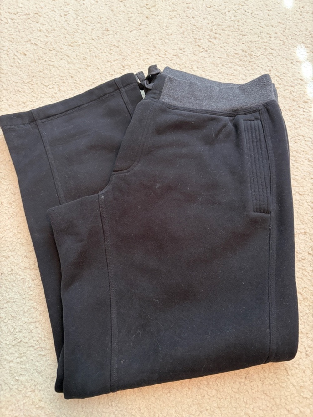 Lululemon athletics Men's Black Knit Sweatpants with drawstring XXL